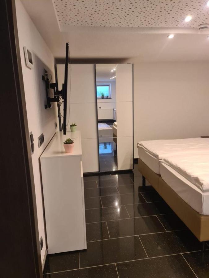 Appartement Am Ziegeleipark Heilbronn Esterno foto